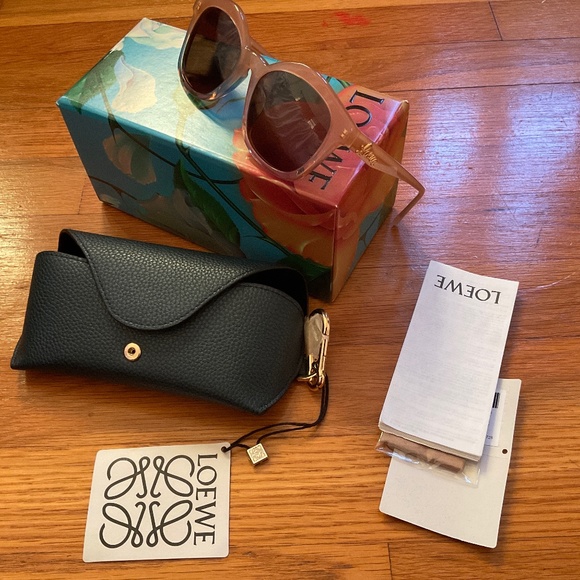 Loewe Women’s Sunglasses main image 4